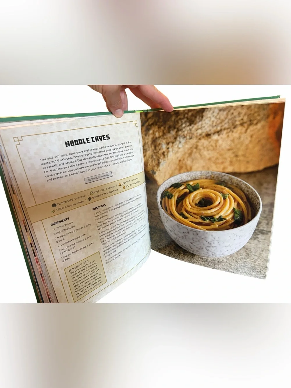 Minecraft Gather, Cook, Eat! Cookbook — Green Hardcover